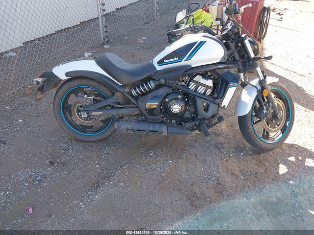 Kawasaki En650 C 2021 JKAENEC11MDA03705 Image 12