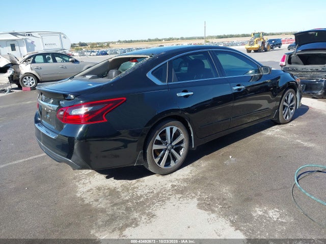 1N4AL3APXHC267915 Nissan Altima 2.5 Sr