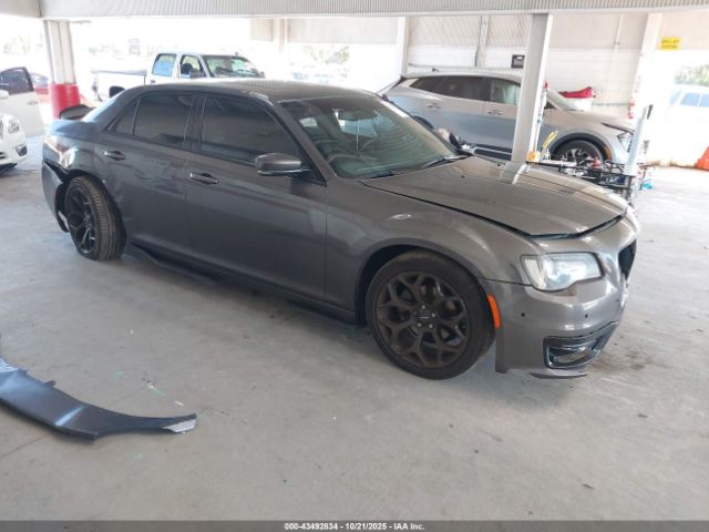 2019 CHRYSLER 300 2C3CCABG1KH583069