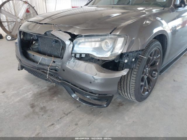 2019 CHRYSLER 300 2C3CCABG1KH583069 Photo 5