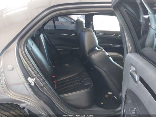 2019 CHRYSLER 300 2C3CCABG1KH583069 Photo 7