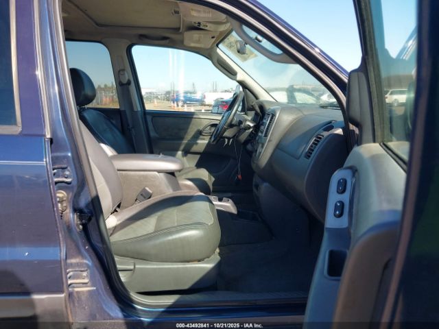 2003 FORD ESCAPE 1FMCU93153KB79232 Photo 4