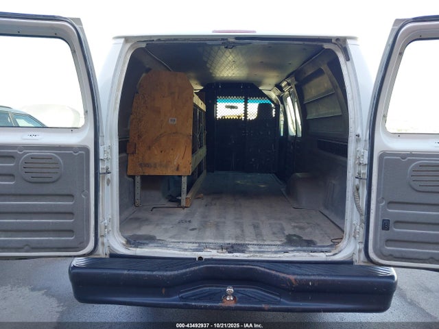 Ford E-250 Commercial 2014 1FTNS2EL8EDA92506 Image 17