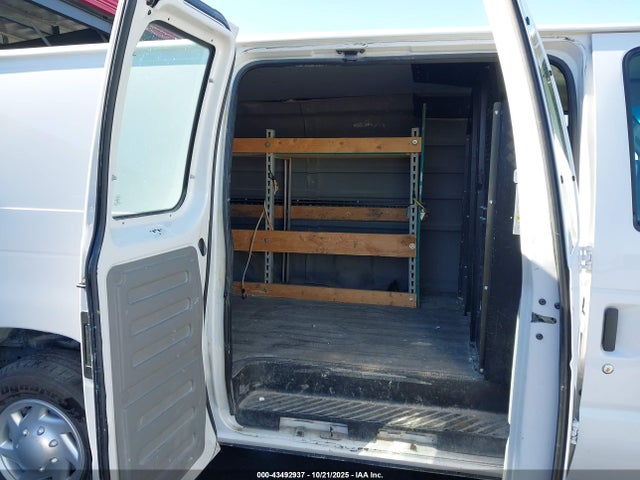 Ford E-250 Commercial 2014 1FTNS2EL8EDA92506 Image 8