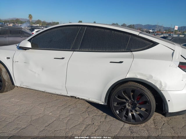 7SAYGDEFXNF484838 Tesla Model Y