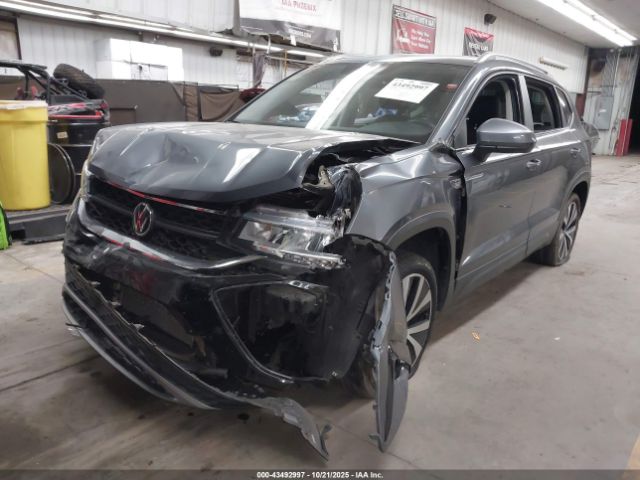 2022 VOLKSWAGEN TAOS 3VVRX7B27NM060700 Photo 1