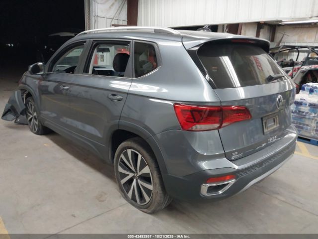 2022 VOLKSWAGEN TAOS 3VVRX7B27NM060700 Photo 2