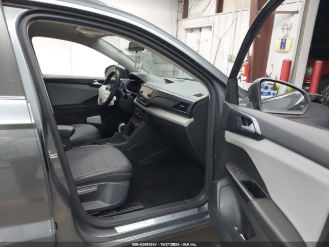 2022 VOLKSWAGEN TAOS 3VVRX7B27NM060700 Photo 4