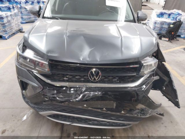 2022 VOLKSWAGEN TAOS 3VVRX7B27NM060700 Photo 5
