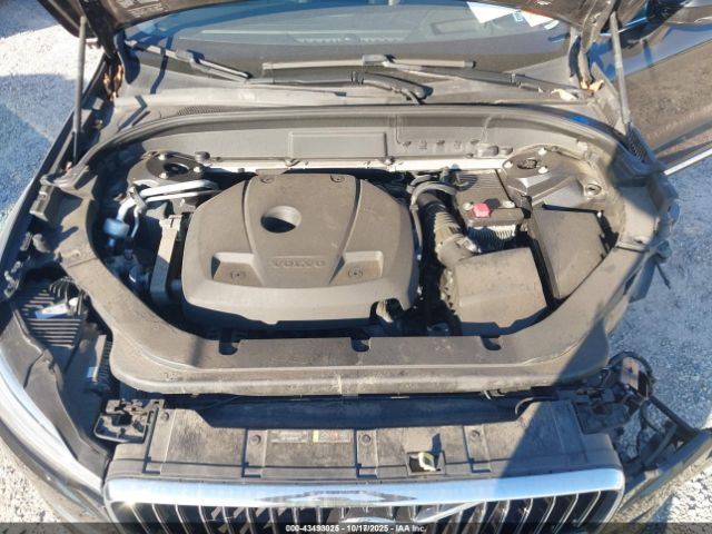 2018 VOLVO XC60 YV4A22RL1J1076889 Photo 9