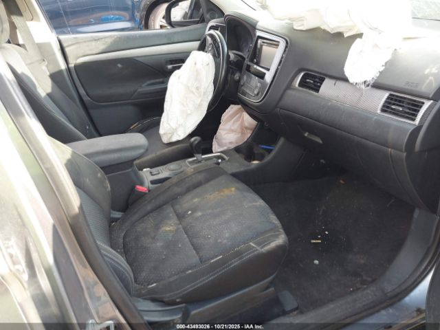 2016 MITSUBISHI OUTLANDER JA4AD3A32GZ011648 Photo 4