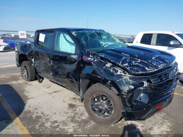 2025 CHEVROLET SILVERADO 1500 3GCUKFE83SG313538