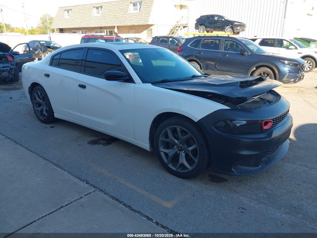 2015 Dodge Charger Sxt მანქანა იყიდება აუქციონზე, vin: 2C3CDXHG6FH852311, აუქციონის ნომერი: 43493065