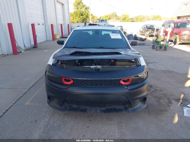 43493065 :رقم المزاد ، 2C3CDXHG6FH852311 vin ، 2015 Dodge Charger Sxt مزاد بيع