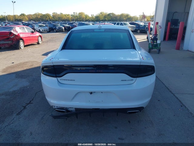 43493065 :رقم المزاد ، 2C3CDXHG6FH852311 vin ، 2015 Dodge Charger Sxt مزاد بيع