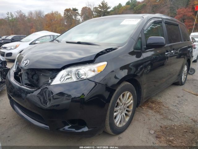 2016 TOYOTA SIENNA 5TDYK3DC3GS739194 Photo 1