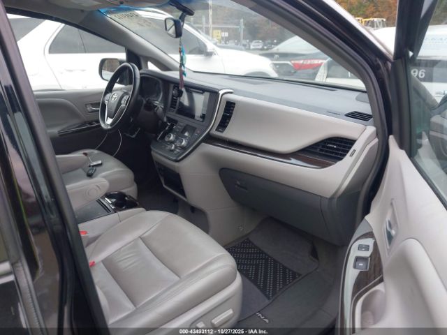 2016 TOYOTA SIENNA 5TDYK3DC3GS739194 Photo 4
