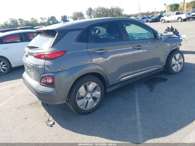 2021 HYUNDAI KONA ELECTRIC KM8K33AG1MU130604 Photo 3