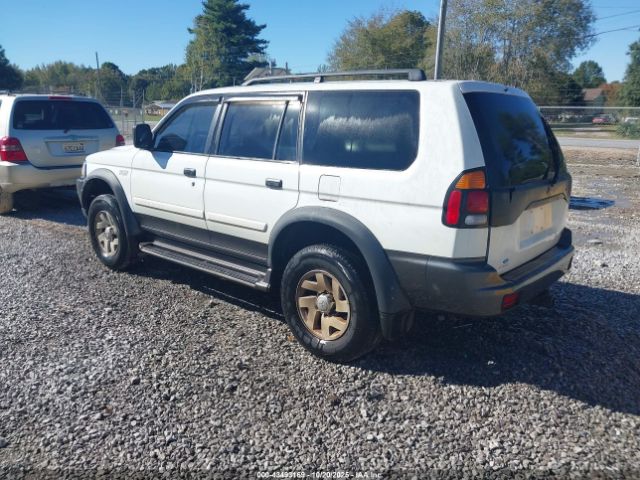 2001 MITSUBISHI MONTERO SPORT JA4MT31H31P035925 Photo 2