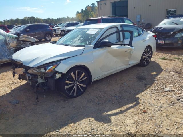2019 NISSAN ALTIMA 1N4BL4CV2KC187053 Photo 1