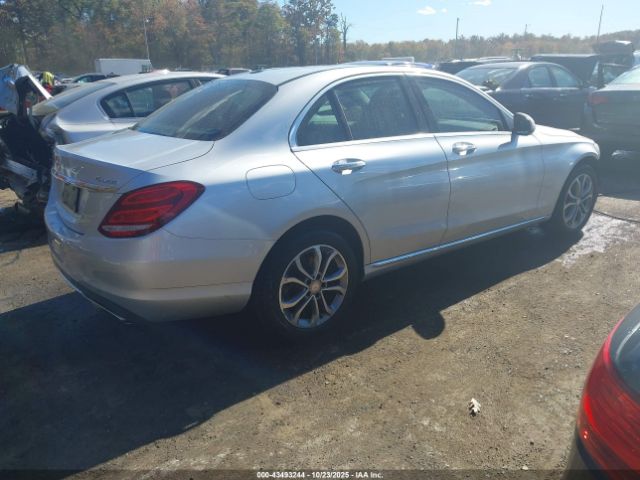 2016 MERCEDES-BENZ C 300 55SWF4KB5GU153062 Photo 3