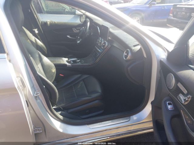 2016 MERCEDES-BENZ C 300 55SWF4KB5GU153062 Photo 4