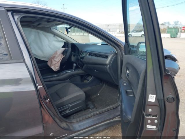 2022 HONDA HR-V 3CZRU6H59NM767598 Photo 4