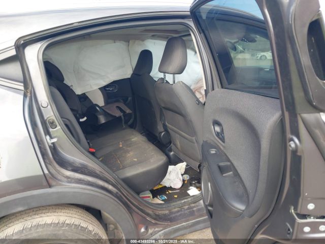 2022 HONDA HR-V 3CZRU6H59NM767598 Photo 7