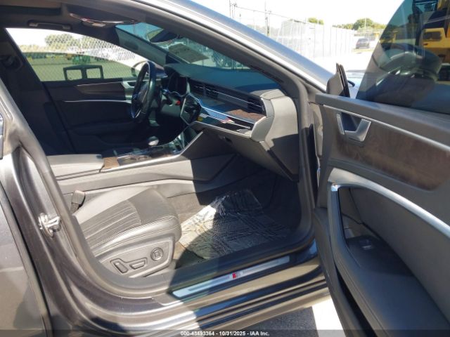 2019 AUDI A7 WAUV2AF26KN017824 Photo 4