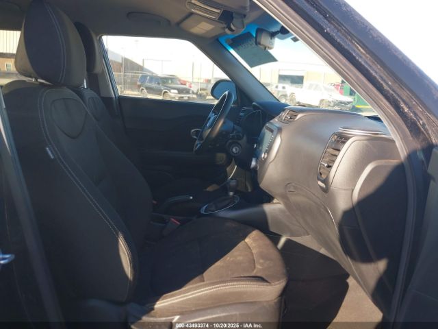 2018 KIA SOUL KNDJN2A23J7896661 Photo 4