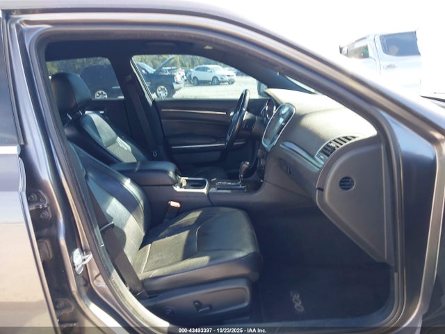 Продажа на аукционе авто 2014 Chrysler 300c, vin: 2C3CCAET3EH117964, номер лота: 43493397