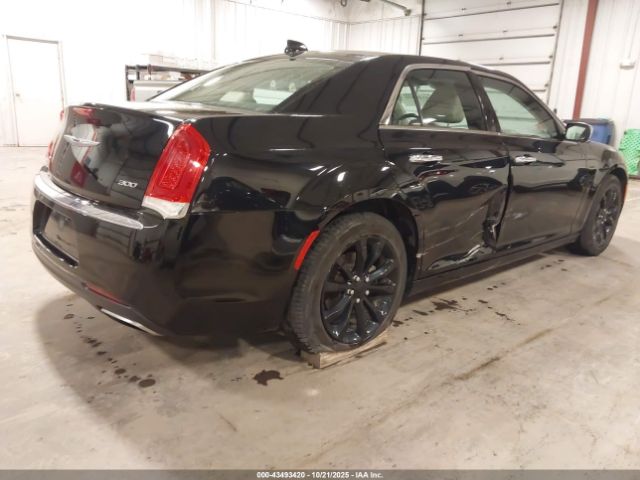 2018 CHRYSLER 300 2C3CCAKG3JH165207 Photo 3