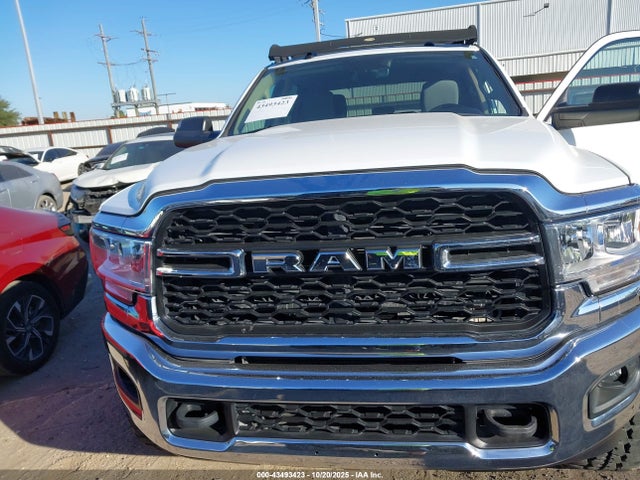 3C6UR5DL7KG587151 RAM 2500