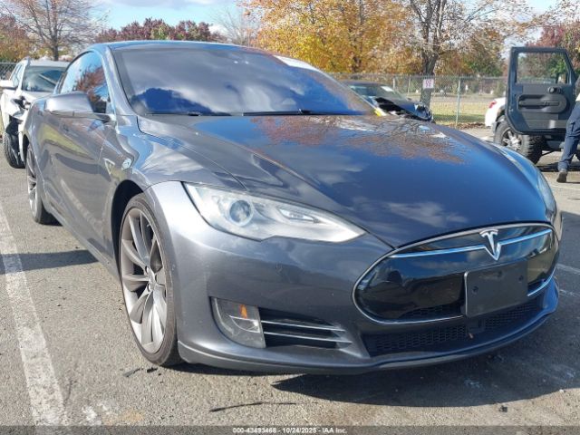 2016 TESLA MODEL S 5YJSA1E26GF131743