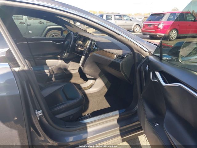 2016 TESLA MODEL S 5YJSA1E26GF131743 Photo 4