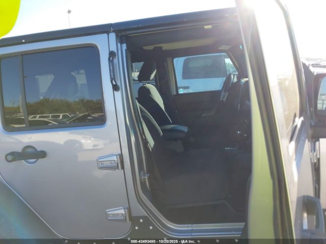 2017 JEEP WRANGLER UNLIMITED 1C4BJWDGXHL593070 Photo 4