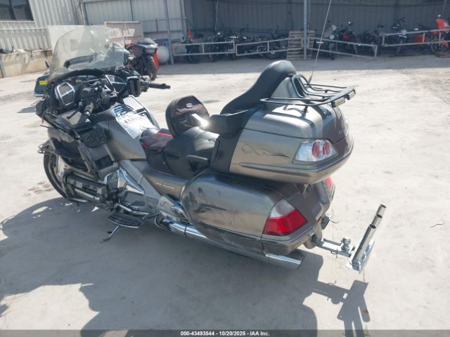 2006 HONDA GL1800 1HFSC47F26A512420 Photo 2