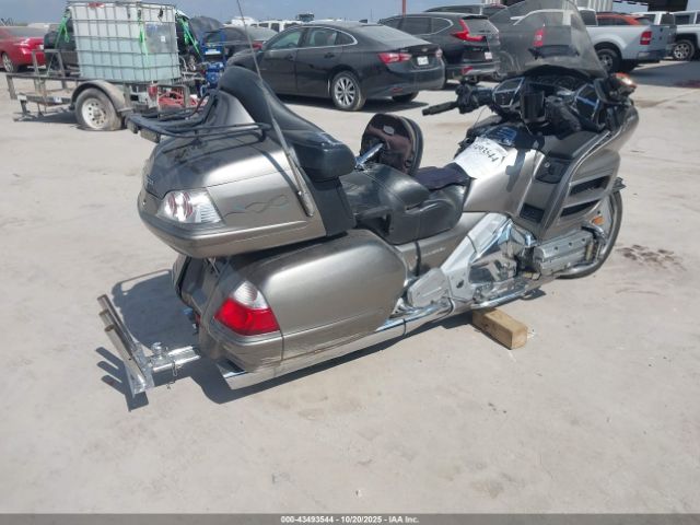 2006 HONDA GL1800 1HFSC47F26A512420 Photo 3