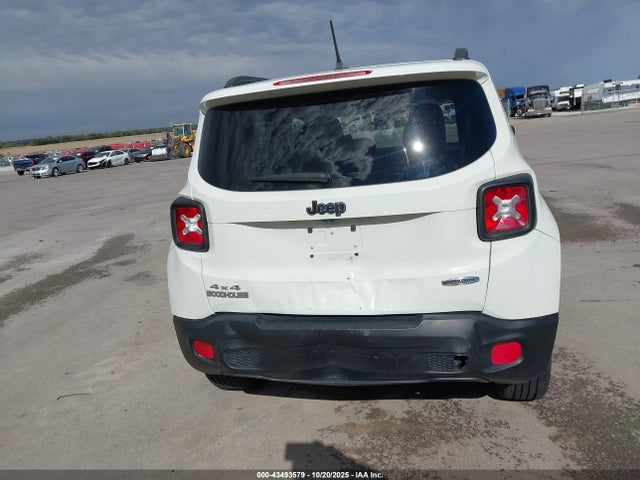 Jeep Renegade Latitude 2016 ZACCJBBT7GPC92411 Image 16