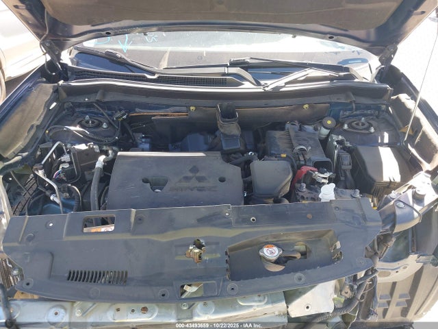 2020 MITSUBISHI OUTLANDER JA4AD3A30LZ042648 Photo 9