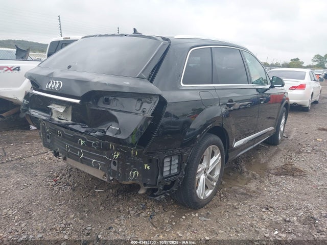 2023 AUDI Q7 WA1LXBF7XPD011139 Photo 3