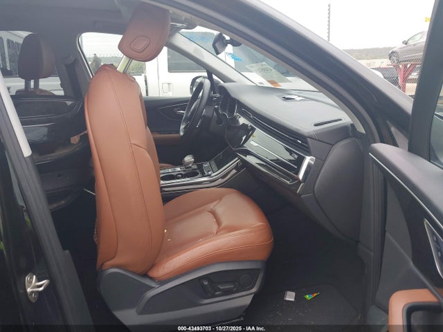 2023 AUDI Q7 WA1LXBF7XPD011139 Photo 4