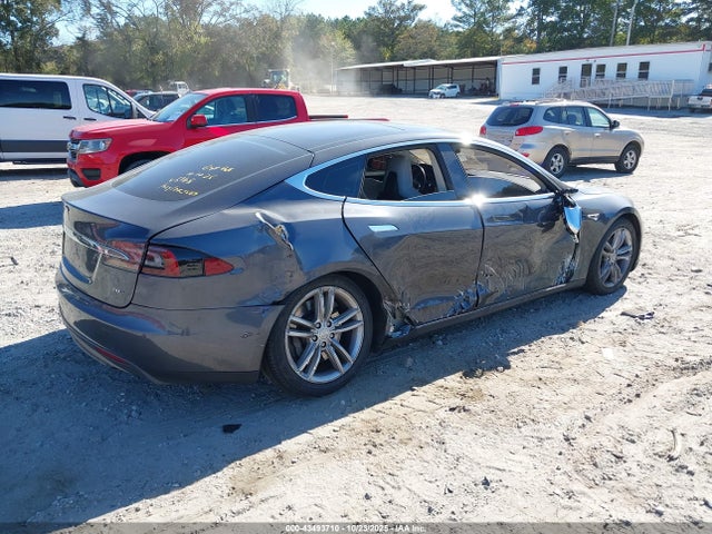 43493710 :رقم المزاد ، 5YJSA1S2XFF095168 vin ، 2015 Tesla Model S 70d/85d/p85d مزاد بيع