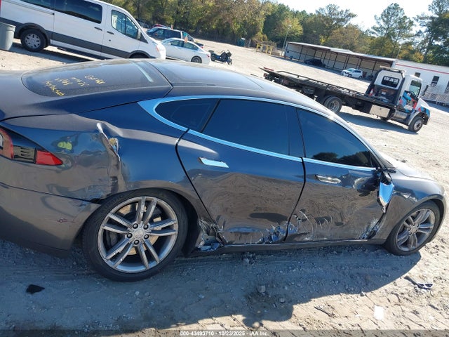 43493710 :رقم المزاد ، 5YJSA1S2XFF095168 vin ، 2015 Tesla Model S 70d/85d/p85d مزاد بيع