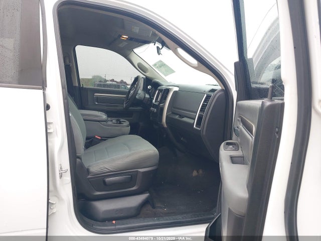 3C6UR5JL7HG730435 RAM 2500 Slt 4x4 8&#039; Box