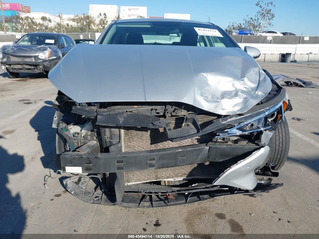 Hyundai ELANTRA SE 2019 5NPD74LF1KH432316 Image 13