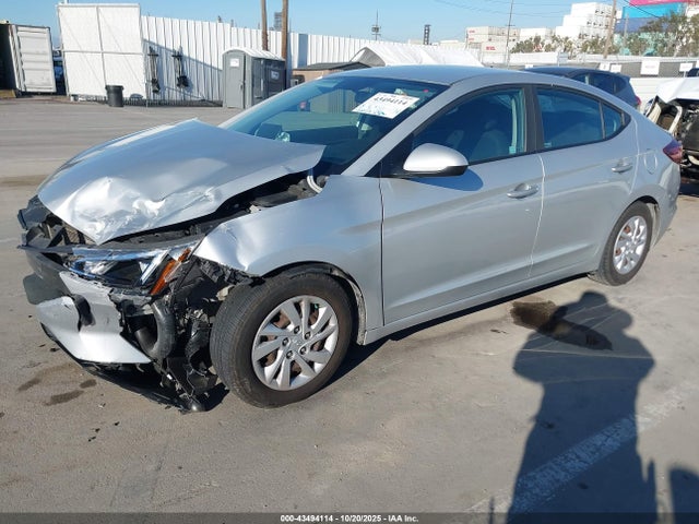 Hyundai ELANTRA SE 2019 5NPD74LF1KH432316 Image 2