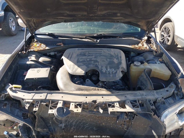 2016 CHRYSLER 300C 2C3CCAEG6GH219832 Photo 9