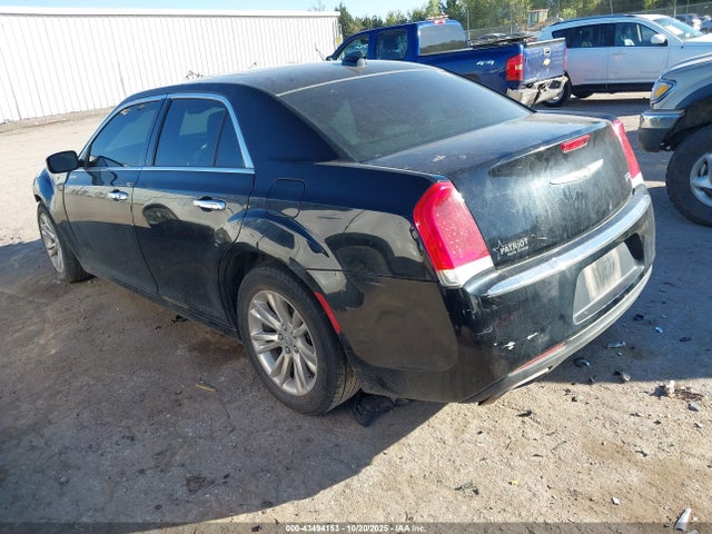 2016 CHRYSLER 300C 2C3CCAEG6GH219832 Photo 2