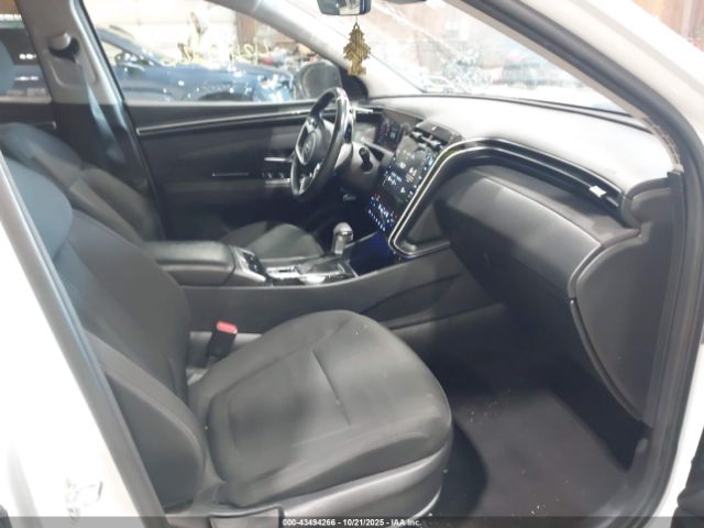 2022 HYUNDAI TUCSON KM8JFCAE7NU164226 Photo 4